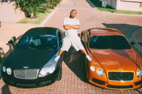 Cassper Nyovest poses on his Bentleys...but check out how his photographer took the photo...lol